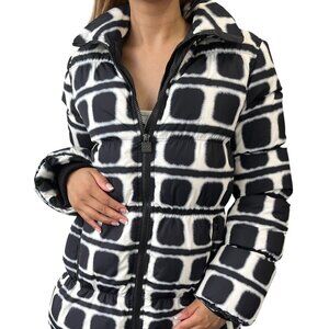 CHANEL Sport Vintage 07A CC Logo Puffer Jacket #36 Zip White Black [106033]